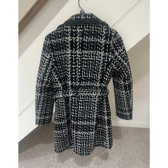 DKNY Textured Belted Coat, Woven Black, White And Grey, 20% Wool, Lined - Picture 4 of 4